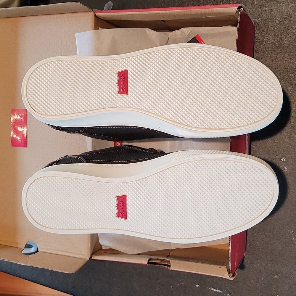 Levi mens shoes - Picture 5 of 8